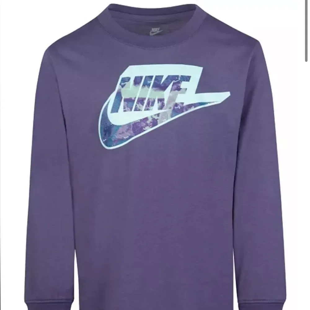 Nike Little Boys Futura Printed T-shirt size 7 Long Sleeve T-shirt Canyon Purple - Picture 3 of 8